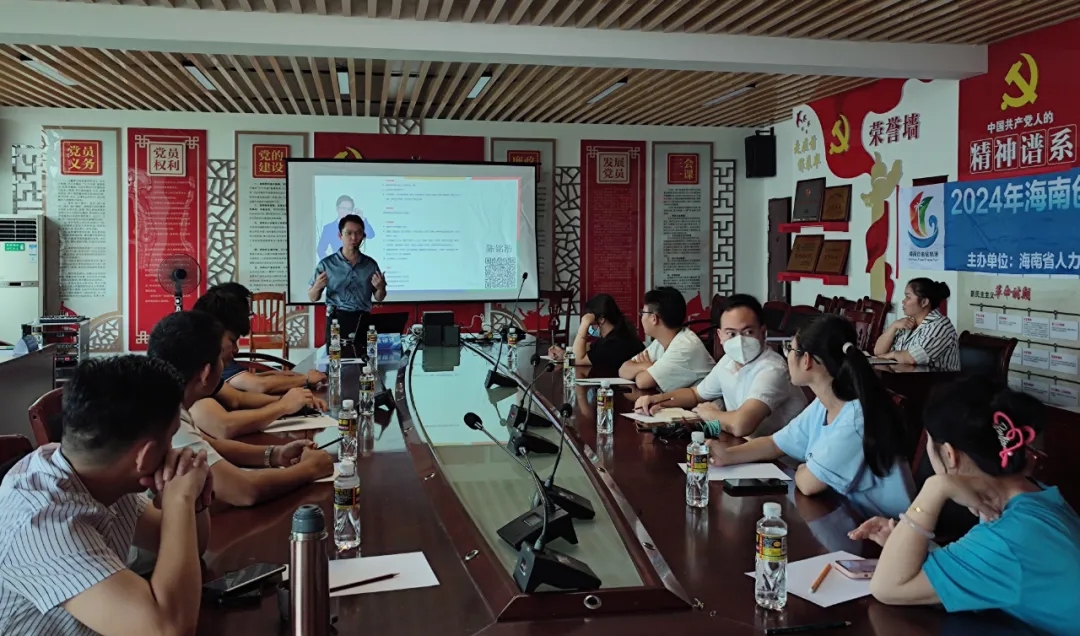 干燥機(jī)、吹風(fēng)存料斗